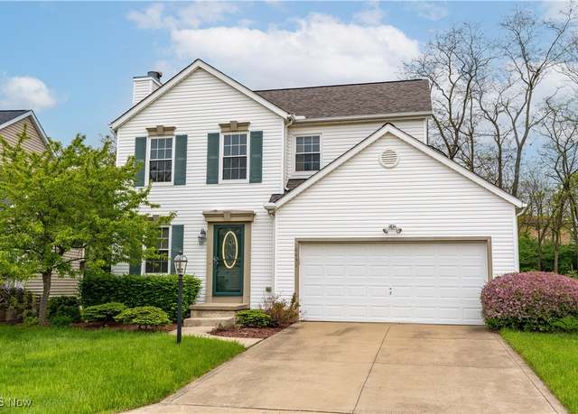 Property at 4431 Lockmoor Ln, Brunswick, OH 44212, 3 beds, 2.5 baths