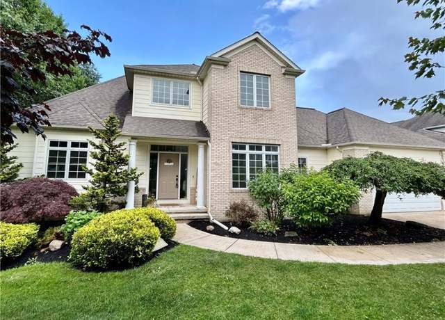 Property at 7955 Forest Valley Ln, Concord, OH 44077, 4 beds, 3.5 baths