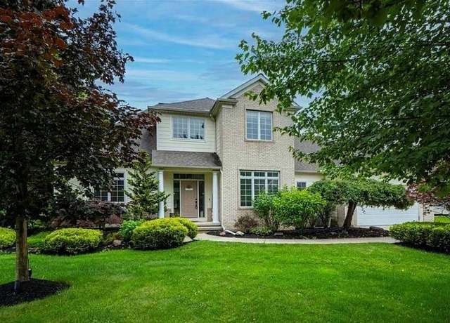 Property at 7955 Forest Valley Ln, Concord, OH 44077, 4 beds, 3.5 baths