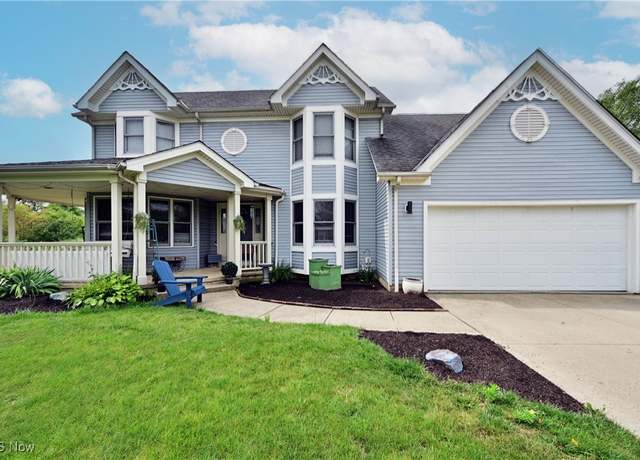 Property at 28499 Hunters Ridge Ln, Olmsted Twp, OH 44138, 4 beds, 2.5 baths
