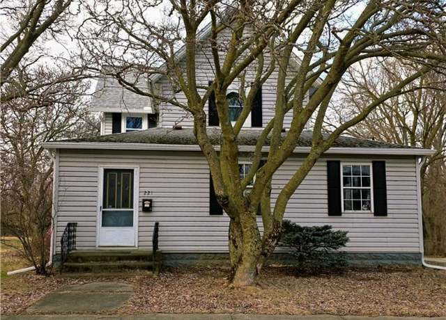 Property at 221 E Main St, New London, OH 44851, 4 beds, 2 baths