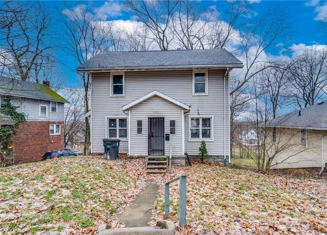 Property at 1490 Hillside Ter, Akron, OH 44305, 3 beds, 1 bath