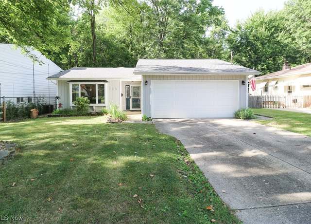 Property at 205 Dorland Ave, Berea, OH 44017, 3 beds, 2 baths