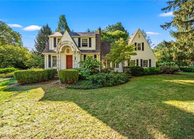 Property at 7364 Johnnycake Ridge Rd, Mentor, OH 44060, 3 beds, 2.5 baths