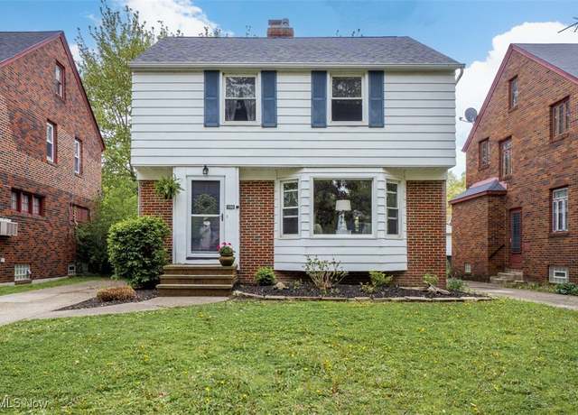 Property at 150 E 213th St, Euclid, OH 44123, 3 beds, 1.5 baths