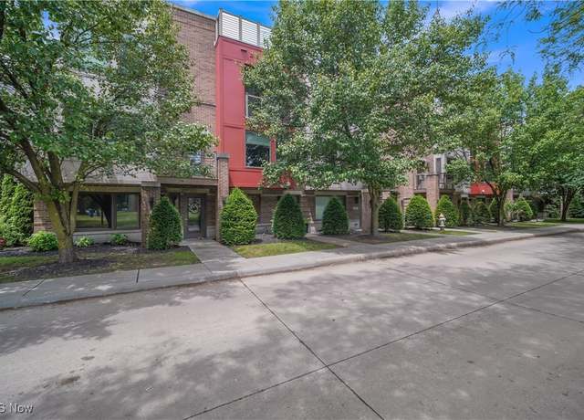 Property at 1417 Slate Ct, Cleveland Heights, OH 44118, 2 beds, 2.5 baths