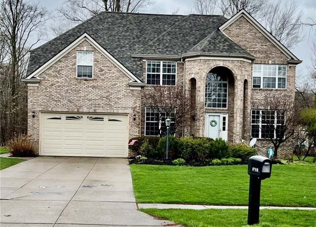 Property at 9768 Firelands Dr, Twinsburg, OH 44087, 4 beds, 3.5 baths