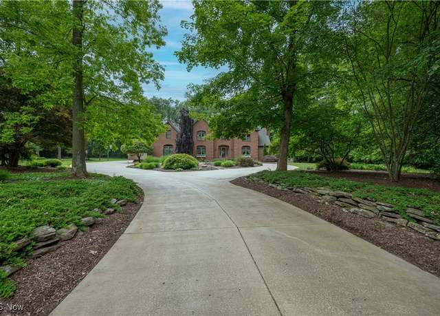 Property at 4219 Olde Charted Trl, Poland, OH 44514, 5 beds, 5.5 baths