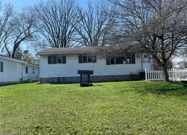 Property at 982 Hadcock Rd, Brunswick, OH 44212, 3 beds, 1.5 baths