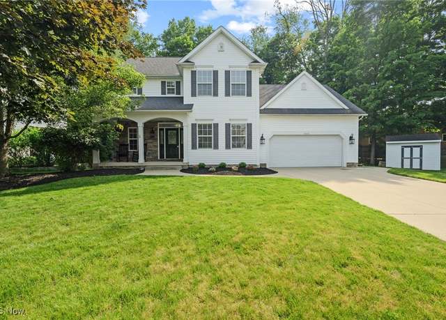 Property at 3331 Crown Pointe Dr, Stow, OH 44224, 4 beds, 2.5 baths