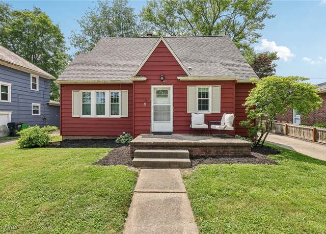 Property at 65 N 4th St, Rittman, OH 44270, 3 beds, 2 baths
