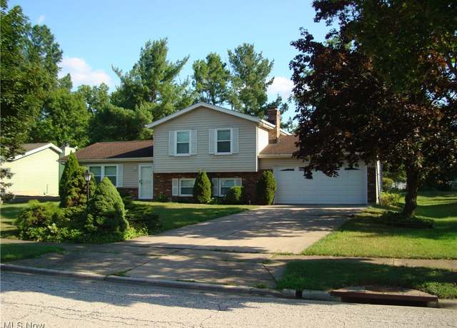 Property at 4502 Foresthill Rd, Stow, OH 44224, 3 beds, 1.5 baths