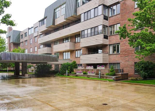 Property at 5200 Three Village Dr Unit LLB, Lyndhurst, OH 44124, 2 beds, 2 baths
