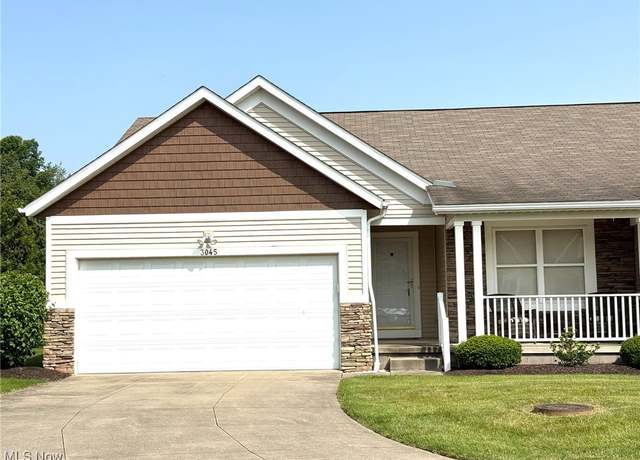 Property at 3045 Somerset Dr, Akron, OH 44312, 2 beds, 2 baths
