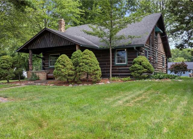 Property at 1075 Vermilion Rd, Vermilion, OH 44089, 4 beds, 2 baths