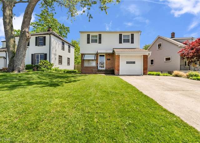 Property at 1531 Crestwood Rd, Mayfield Heights, OH 44124, 3 beds, 1.5 baths