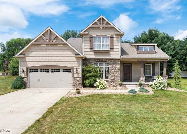 Property at 4555 Millheim Cir NW, Canton, OH 44718, 4 beds, 2.5 baths