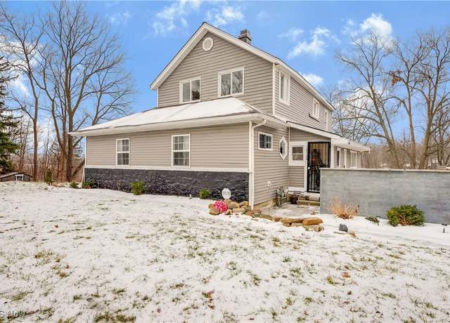 Property at 10560 Johnnycake Ridge Rd, Concord, OH 44077, 4 beds, 2.5 baths