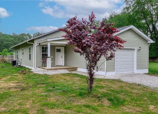 Property at 311 George St, Barberton, OH 44203, 3 beds, 2 baths
