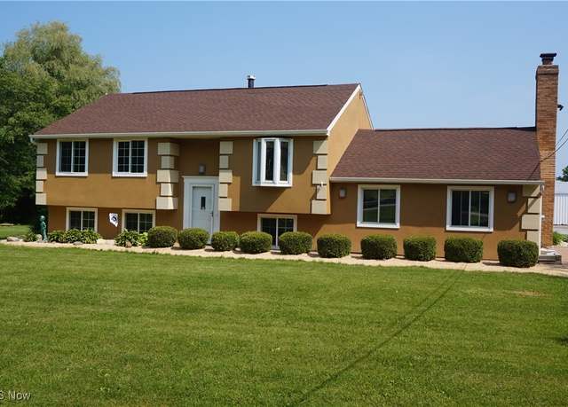 Property at 6019 New London Rd, Ashtabula, OH 44004, 3 beds, 3 baths