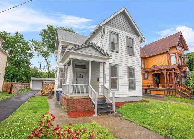 Property at 2903 Scranton Rd, Cleveland, OH 44113, 6 beds, 2 baths