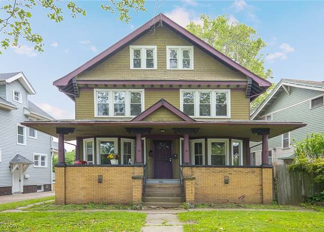 Property at 3139 West Blvd, Cleveland, OH 44111, 8 beds, 4 baths