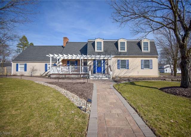 Property at 955 Andrews Rd, Medina, OH 44256, 5 beds, 3 baths