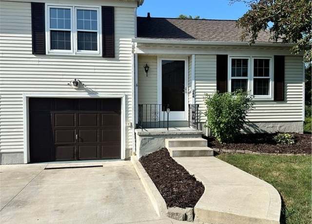 Property at 5236 Creekside Blvd Unit J44, Brunswick, OH 44212, 2 beds, 1.5 baths