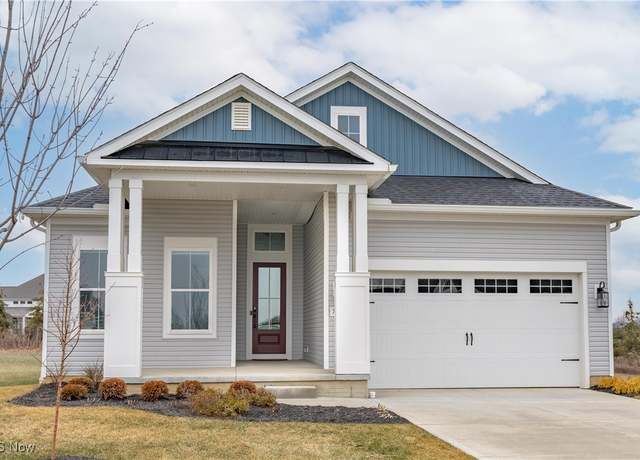 Property at 7063 Heritage Park Ave NW, Massillon, OH 44646, 4 beds, 3 baths