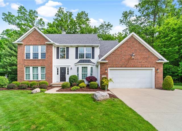 Property at 32980 Durrell Ave, Avon Lake, OH 44012, 4 beds, 2.5 baths