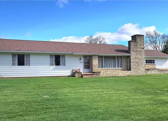 Property at 209 E Highland Dr, Zanesville, OH 43701, 2 beds, 1 bath