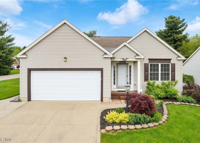 Property at 9729 Emerald Brook Cir NW, Canal Fulton, OH 44614, 3 beds, 2 baths