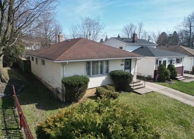 Property at 5031 Cato St, Maple Heights, OH 44137, 3 beds, 1.5 baths