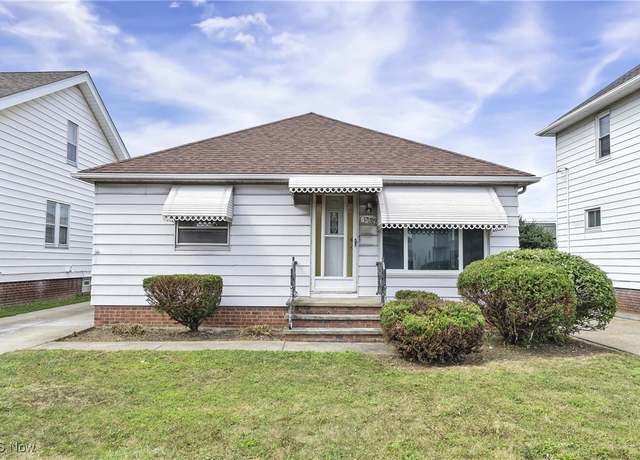 Property at 6506 Snow Rd, Parma, OH 44129, 3 beds, 2 baths