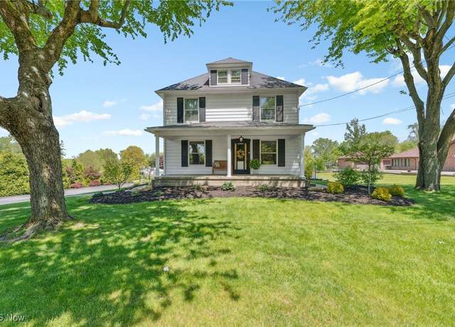 Property at 3387 Mount Pleasant St NW, Canton, OH 44720, 4 beds, 3 baths