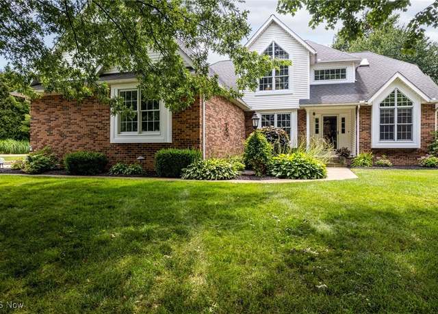 Property at 1232 Ashwood Rd, Akron, OH 44312, 4 beds, 3.5 baths