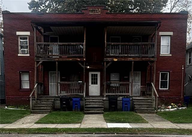 Property at 1227 E 113th St, Cleveland, OH 44108, 8 beds, 4 baths