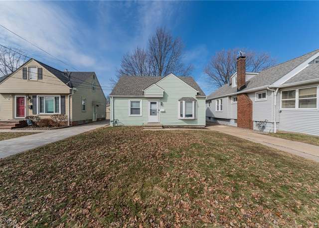 Property at 30127 Phillips Ave, Wickliffe, OH 44092, 4 beds, 1 bath