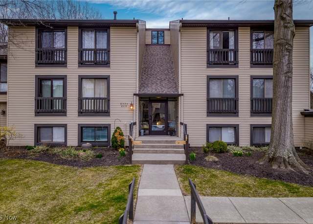 Property at 6330 Greenwood #406, Sagamore Hills, OH 44067, 2 beds, 2 baths