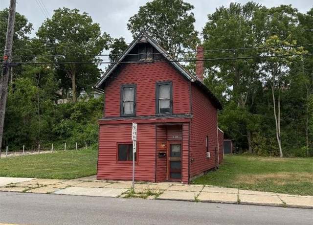 Property at 1205 Bridge St, Ashtabula, OH 44004, 3 beds, 1 bath