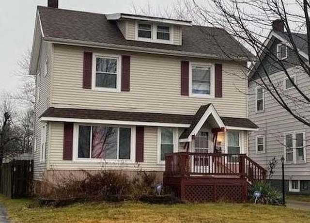 Property at 5463 Clement Ave, Maple Heights, OH 44137, 3 beds, 1.5 baths