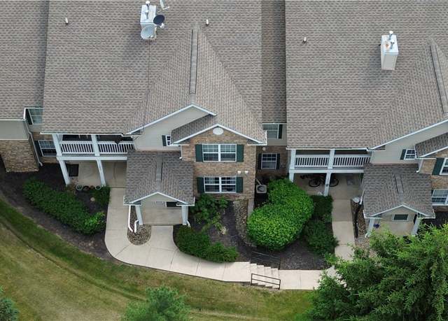 Property at 14800 Lenox Dr #200, Strongsville, OH 44136, 3 beds, 2 baths