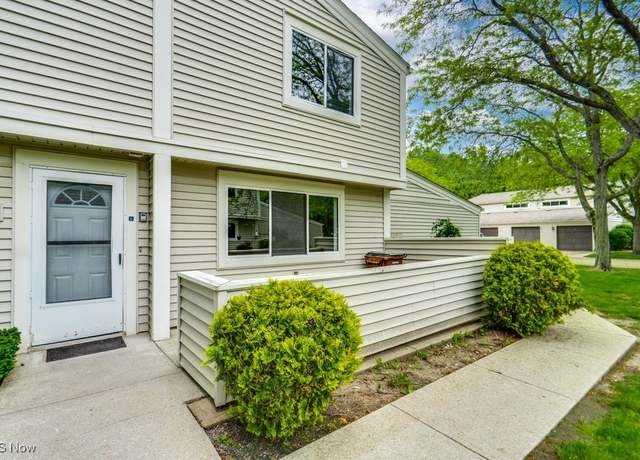 Property at 3265 Bay Landing Dr, Westlake, OH 44145, 2 beds, 2.5 baths