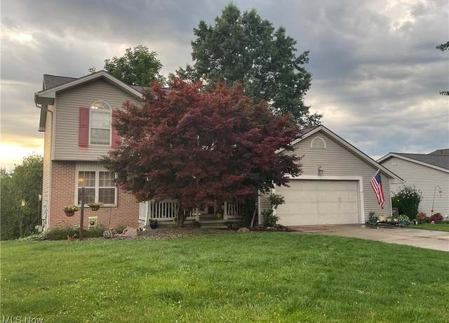 Property at 3510 Meander Reserve Cir, Canfield, OH 44406, 3 beds, 2.5 baths