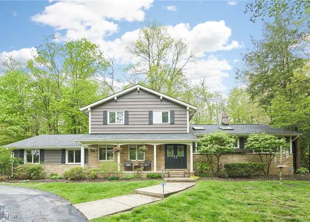 Property at 5680 Ledgebrook Ln, Solon, OH 44139, 4 beds, 2.5 baths