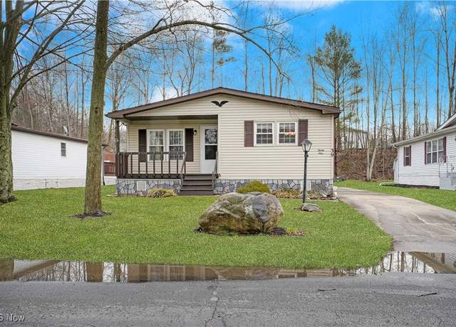 Property at 39 Cardinal Dr, Hiram, OH 44234, 2 beds, 2 baths