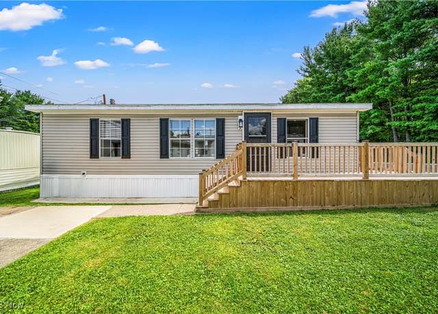 Property at 9735 Chillicothe Rd #21, Kirtland, OH 44094, 3 beds, 2 baths