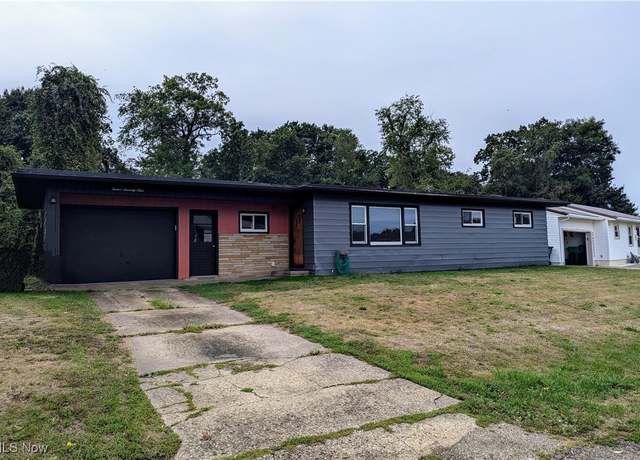 Property at 1279 Stewart Ln, Coshocton, OH 43812, 3 beds, 1 bath