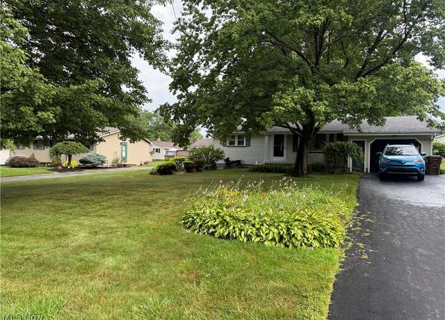 Property at 5272 Middletown Rd E, New Middletown, OH 44442, 2 beds, 1 bath