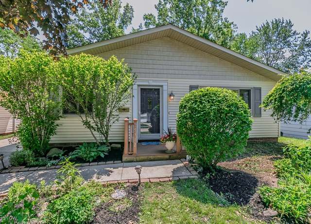 Property at 29312 Nehls Park Dr, Wickliffe, OH 44092, 3 beds, 1.5 baths